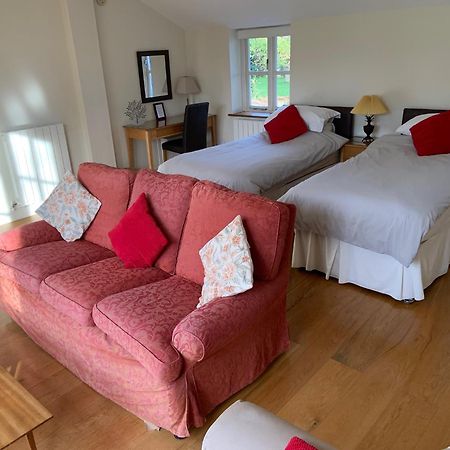 Field Cottage Bed And Continental Breakfast East Harling Екстер'єр фото
